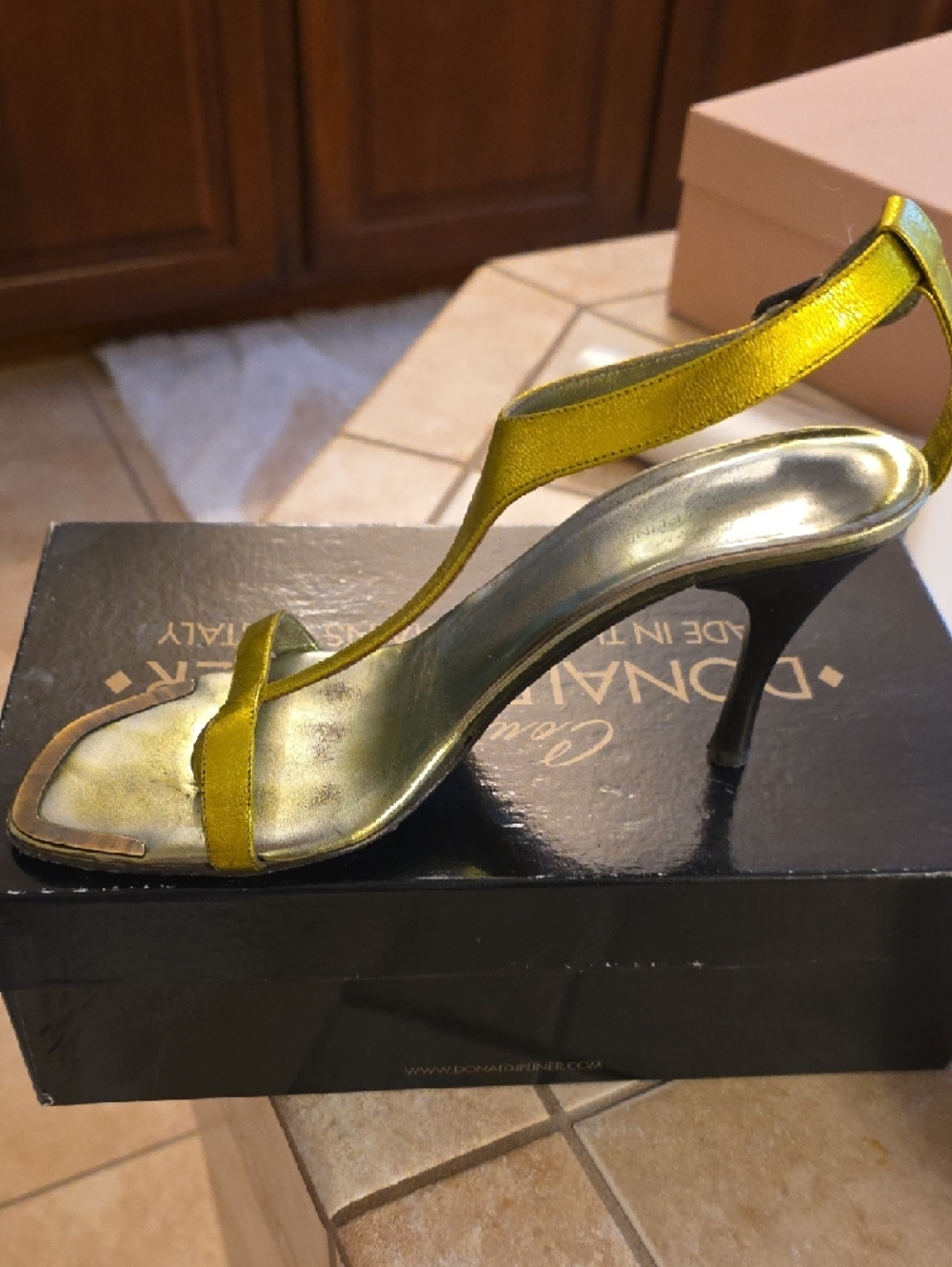 Donald Pliner Couture Metallic Women's T-Strap Heels